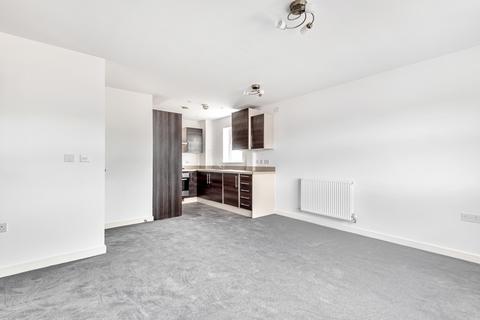 2 bedroom flat to rent, Wells View Drive Bromley BR2