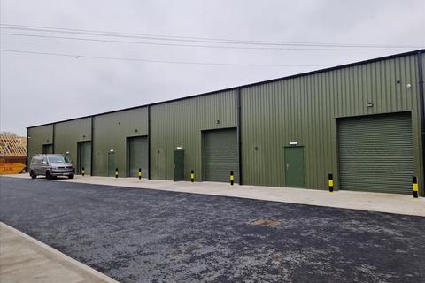 Industrial unit to rent - Leaside Industrial Park, Sedge Green, London, EN9