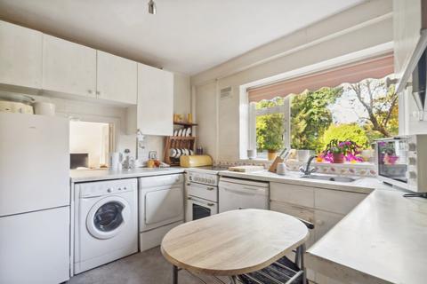 23 The Poynings, Iver, SL0 9DS