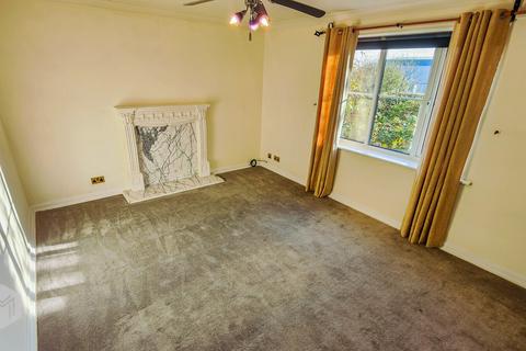 2 bedroom apartment for sale, Longview Drive, Wardley, Swinton, Manchester, M27 9GJ