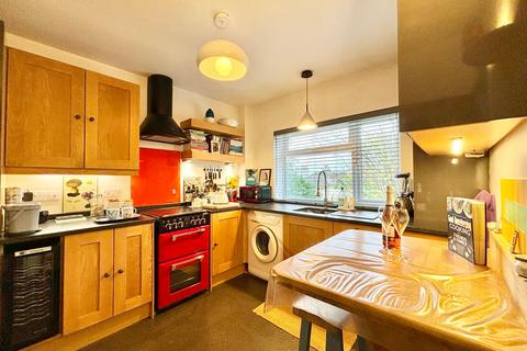 2 bedroom flat for sale, Pevensey Road, St Leonards-on-Sea, TN38