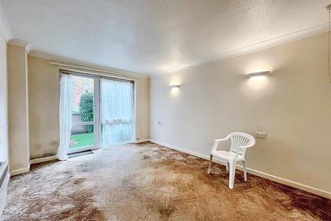 1 bedroom retirement property for sale, St. Leonards Road, Eastbourne