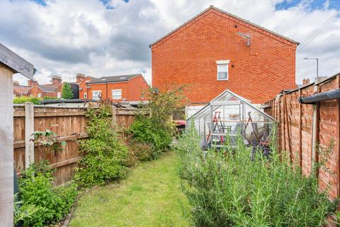 2 bedroom terraced house for sale, Knowsley Road, Norwich