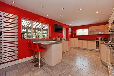 4 bedroom detached house for sale, Causeway Glade, Dore S17