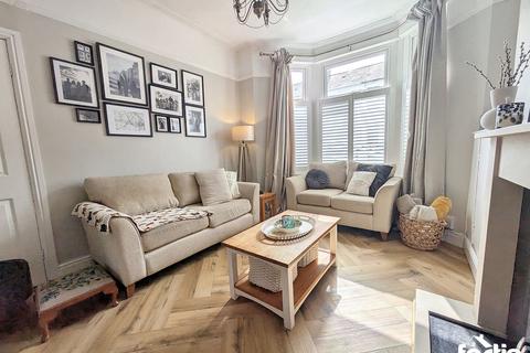 72 Aldsworth Road, Cardiff, CF5 1AB
