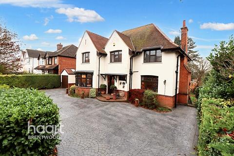 4 bedroom detached house for sale, Western Avenue, Brentwood