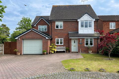 5 bedroom detached house for sale, The Orchards, Newnham, GL14