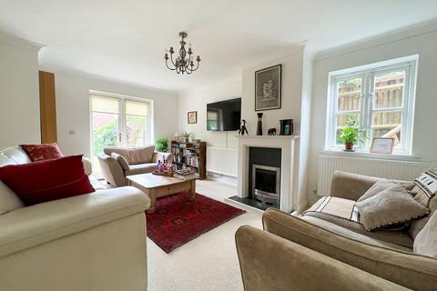 5 bedroom detached house for sale, The Orchards, Newnham, GL14