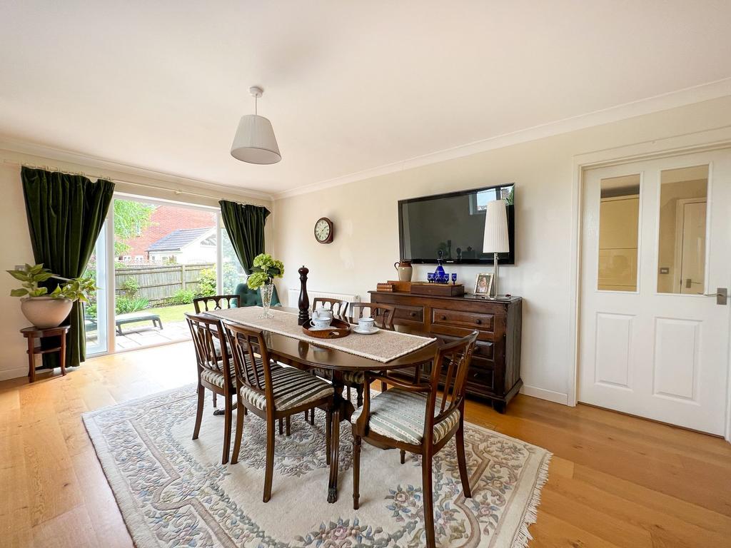 Dining Room leading to Garden