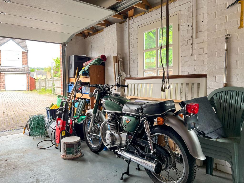 Garage