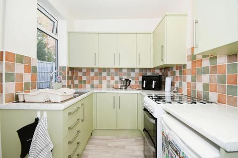 2 bedroom end of terrace house for sale, St. Johns Road, Newbold, Chesterfield, S41 8TW