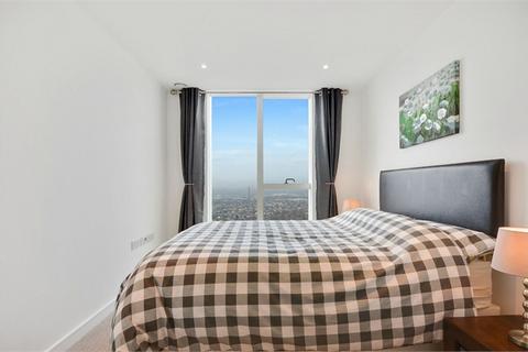 2 bedroom apartment to rent, Pinnacle Apartments, Saffron Central Square, Croydon, CR0