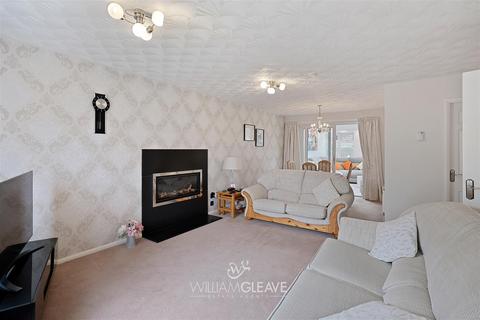 3 bedroom detached house for sale, Machynlleth Way, Deeside CH5