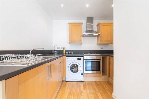 1 bedroom apartment to rent, Victoria Road, London W3