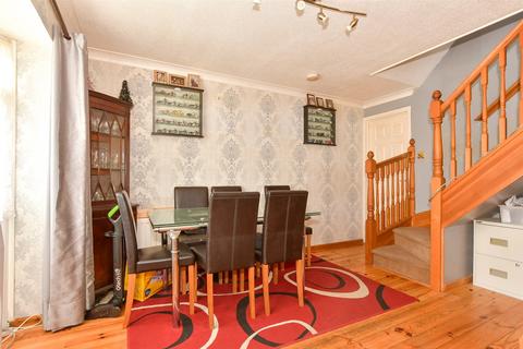 40 Birch Drive, Chatham, ME5 8YU