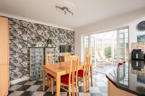 40 Anson Drive, York, YO10 4LH