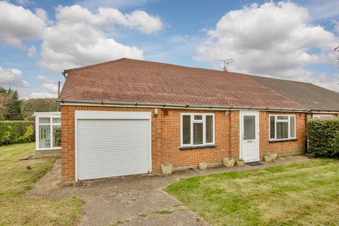 3 bedroom bungalow for sale, Green Way, Hartley, Longfield, Kent, DA3