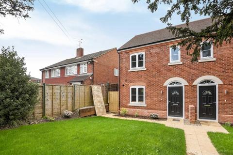 2 bedroom end of terrace house for sale, Newbury,  Berkshire,  RG14