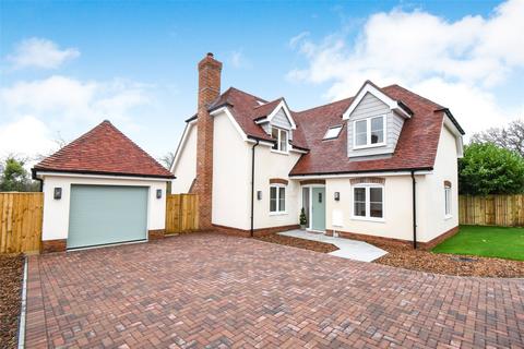 4 bedroom detached house for sale, Newbury Road, Thatcham RG19