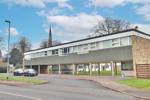 2 bedroom maisonette for sale, Clare Court, St. Ives