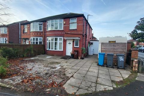 3 bedroom semi-detached house to rent, Parrswood Road, Manchester M20 4RP