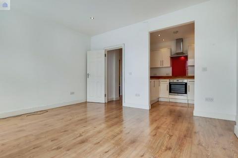 1 bedroom apartment to rent, Whitechapel Road, London E1