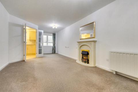 2 bedroom flat for sale, Union Place, Worthing