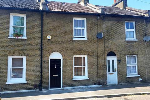 2 bedroom terraced house to rent, Church Path, Mitcham CR4