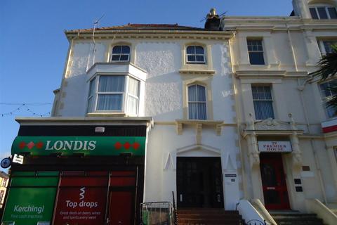 2 bedroom apartment to rent, Lloyd Street, Llandudno LL30