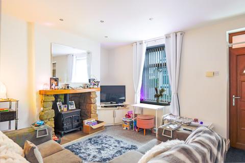 3 bedroom end of terrace house for sale, Alice Street, Barnoldswick BB18