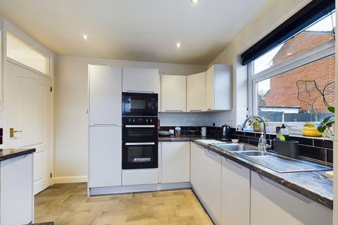 37 Heathfield Drive, Tyldesley, Manchester, M29 8PW