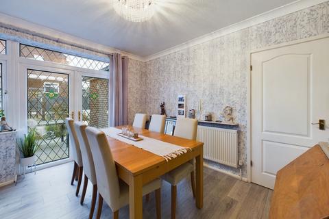 37 Heathfield Drive, Tyldesley, Manchester, M29 8PW