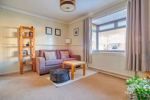 10 Garton Close, Nottingham, NG6 8RZ