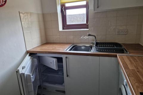 1 bedroom flat to rent, Craven Court, Craven Lane, Southam