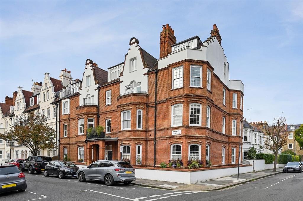 Stafford Mansions - Exterior3 (1).JPG