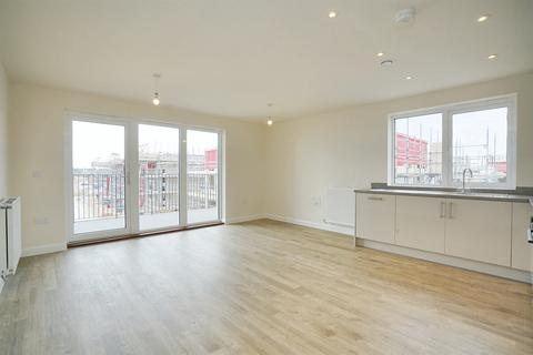 2 bedroom flat to rent, Cambridge CB3