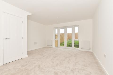 2 bedroom terraced house for sale, Manston Gardens, Ramsgate, Kent