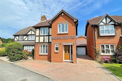 3 bedroom detached house for sale, Kendal Close, Littlehampton, West Sussex, BN17