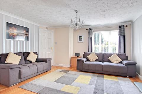 3 bedroom detached house for sale, Kendal Close, Littlehampton, West Sussex, BN17