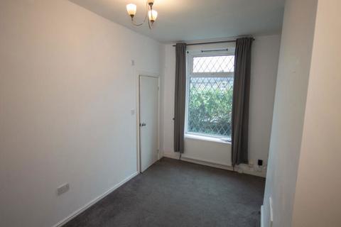 2 bedroom terraced house for sale, School Street, Moldgreen, HUDDERSFIELD, West Yorkshire, HD5 8AU