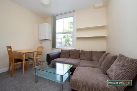 2 bedroom flat to rent, Loftus Road, Shepherds Bush, London