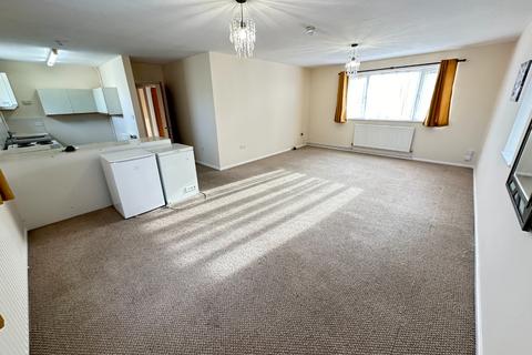 2 bedroom flat to rent, Flat 3 Putteridge Road, Luton, Bedfordshire, LU2 8HG