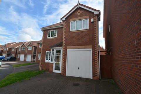 4 bedroom detached house to rent, The Lenches, Oldbury B69