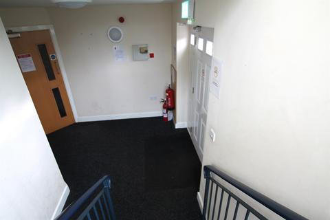 1 bedroom flat to rent, Priestgate Lodge, HU17