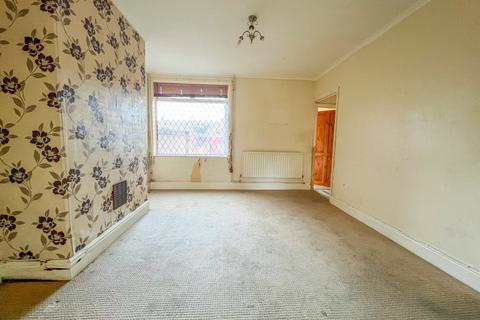 3 bedroom terraced house for sale, Haycroft Street, Grimsby, N.E.Lincolnshire, DN31