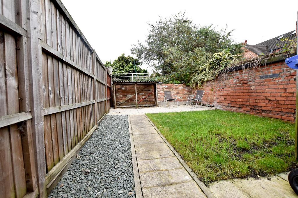 Rear enclosed garden