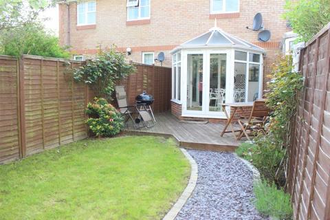 2 bedroom terraced house to rent, The Orchard, Virginia Water