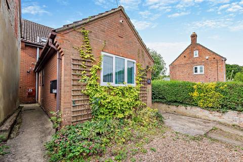 4 bedroom detached house for sale, Eaglethorpe, Warmington