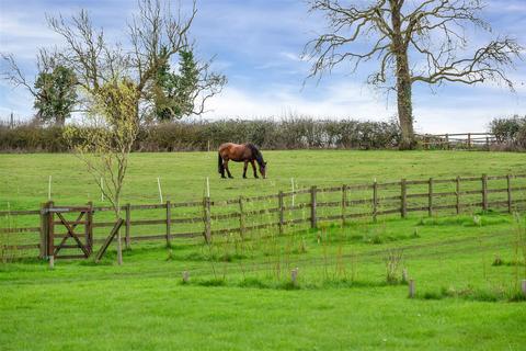 4 bedroom character property for sale, Blatherwycke Road, Bulwick