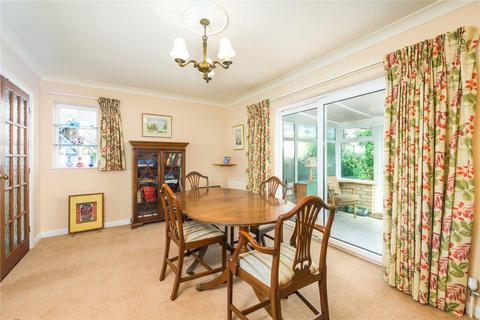 2 bedroom detached bungalow for sale, Clifton Drive, Oundle